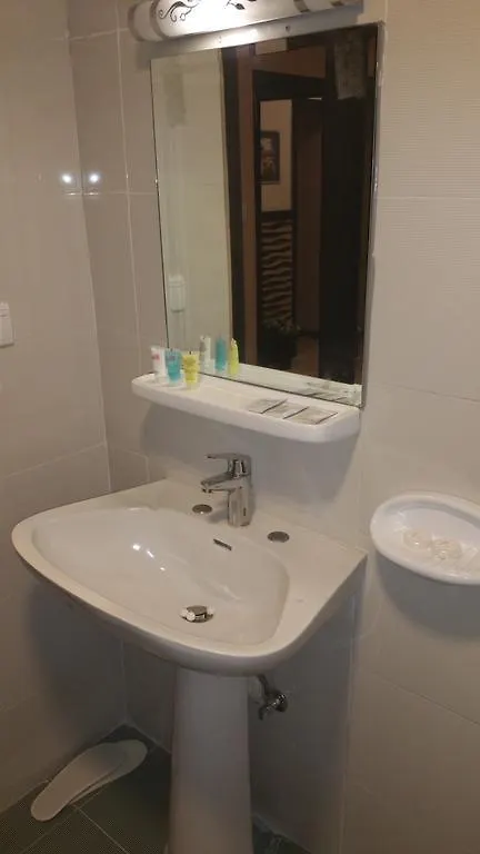 Burj Al Balad Hotel Apartments 3*, Jeddah